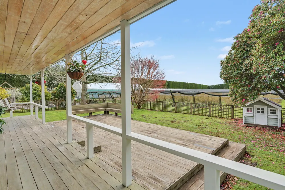 Photos of 1040 Te Matai Road