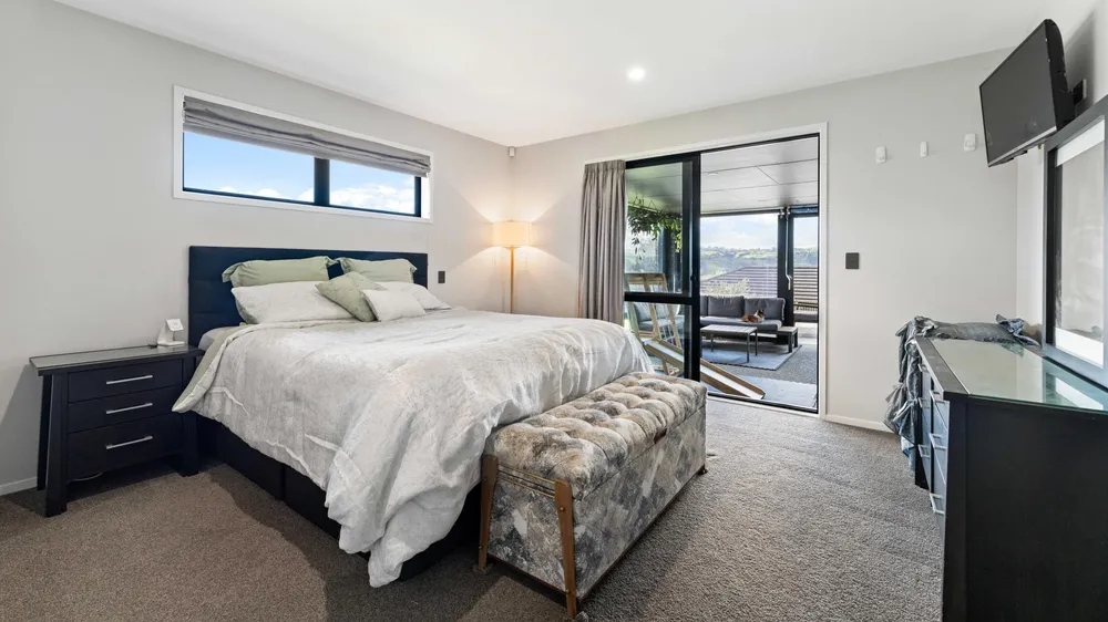 Photos of 21 Skiffington Road