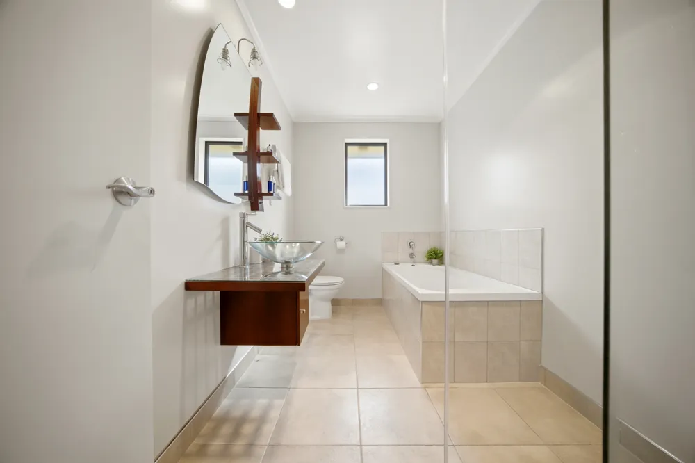 Photos of 25 Durbin Court