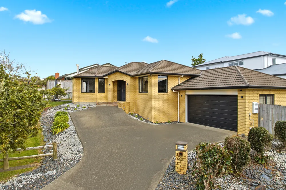 Photos of 25 Durbin Court