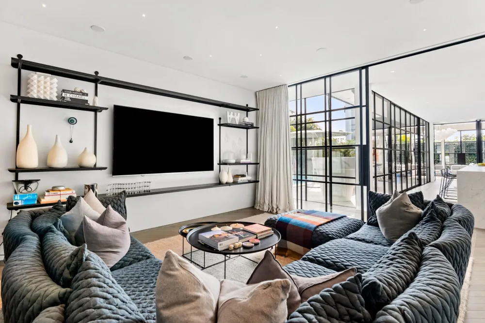Photos of 11 Elgin Street