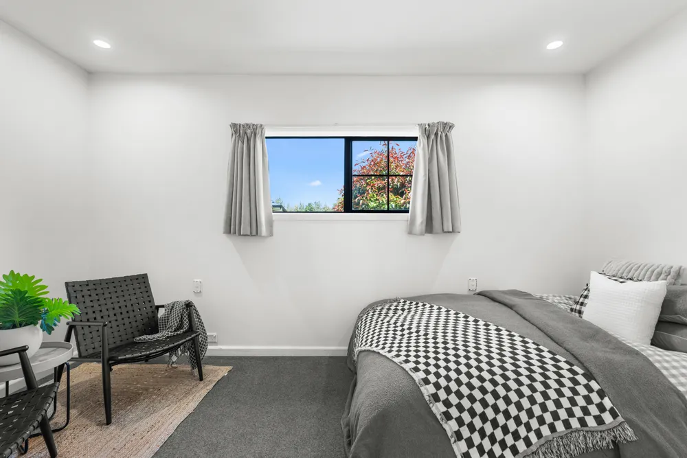 Photos of 3 Ferndown Lane