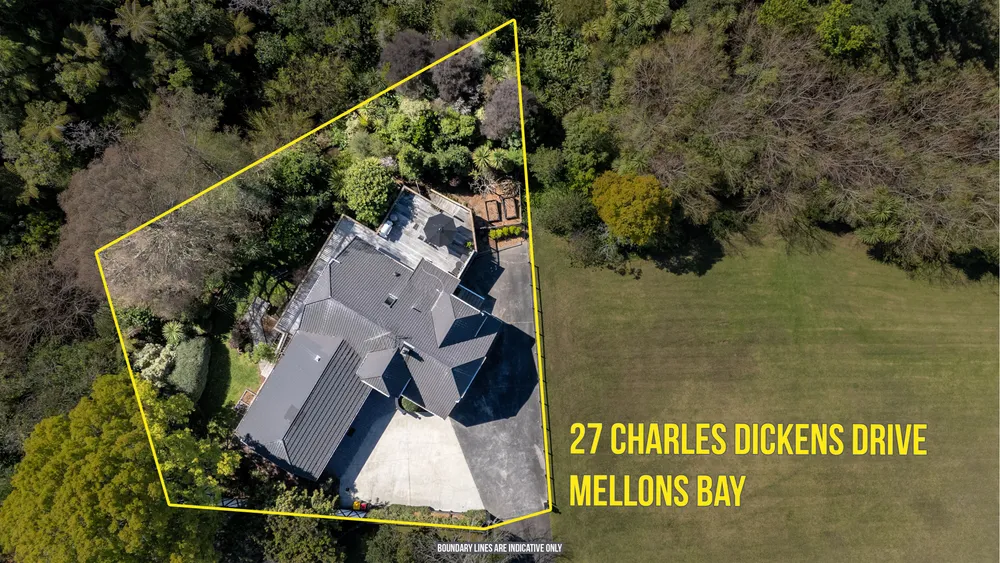 Photos of 27 Charles Dickens Drive