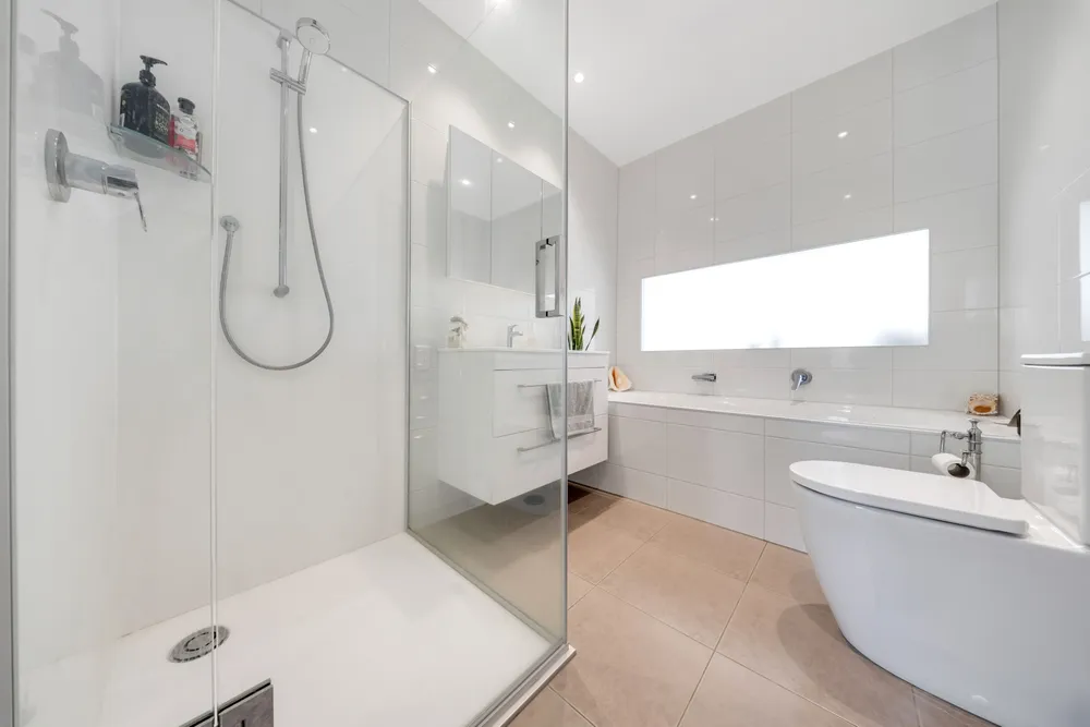 Photos of 27 Charles Dickens Drive