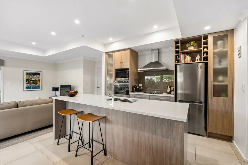 Photos of 37 Pitoitoi Drive