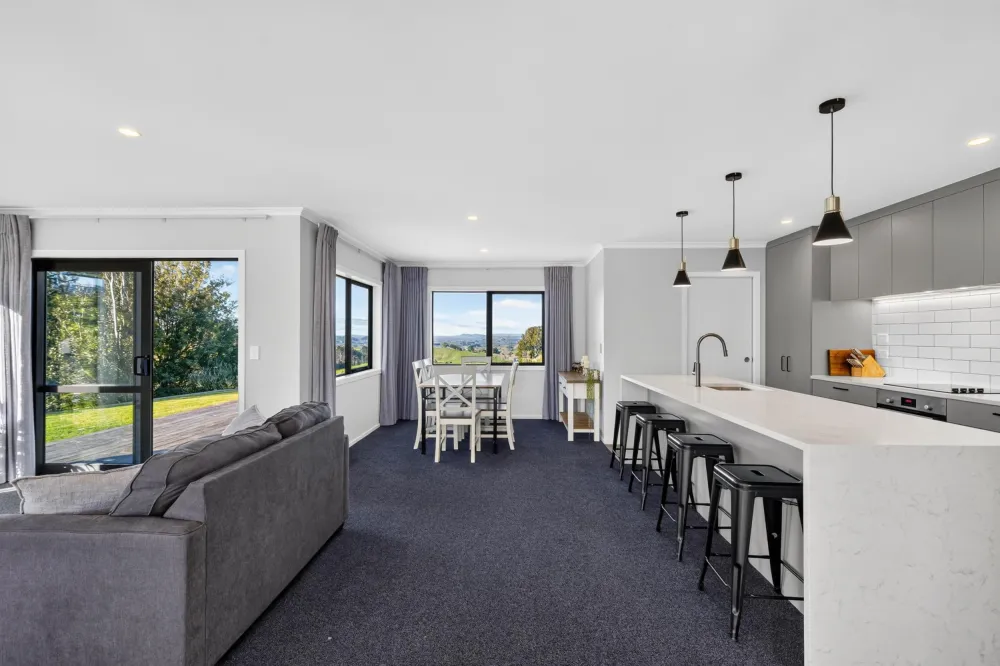 Photos of 194D Pekanui Road