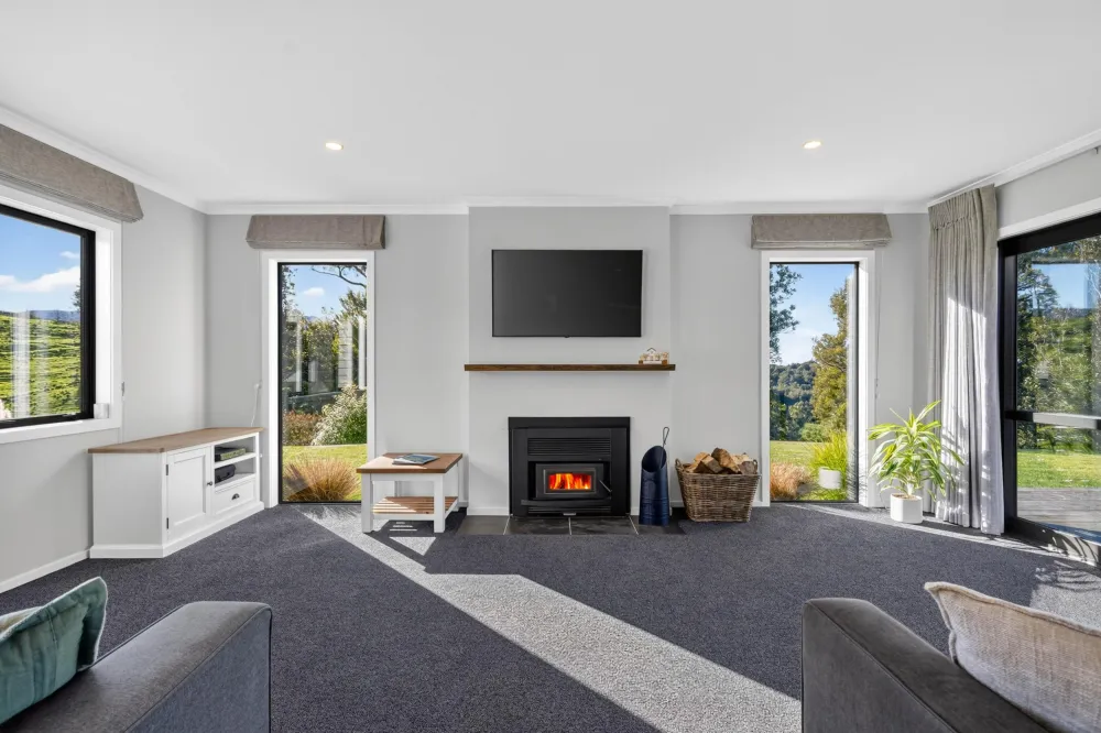 Photos of 194D Pekanui Road