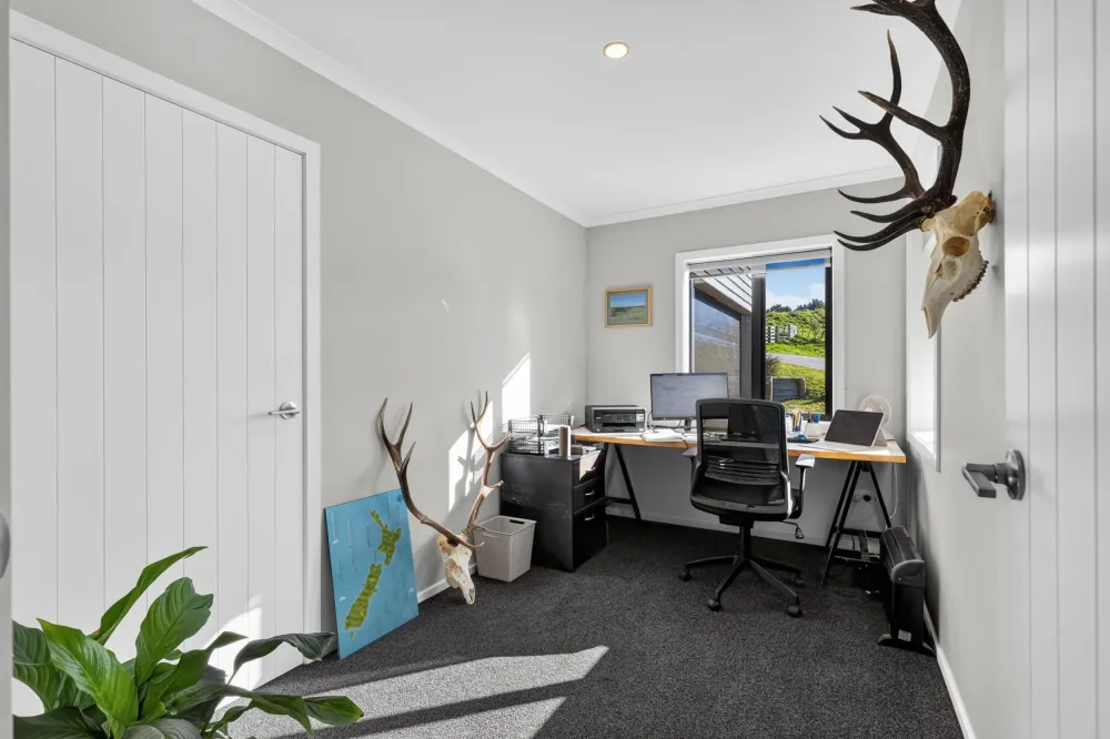 Photos of 194D Pekanui Road