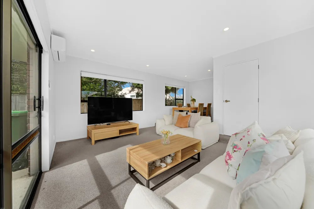Photos of 2/29 Vivian Wilson Drive
