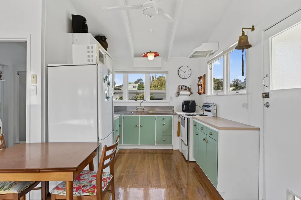 Photos of 6 Margaret Street