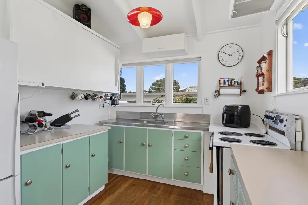 Photos of 6 Margaret Street