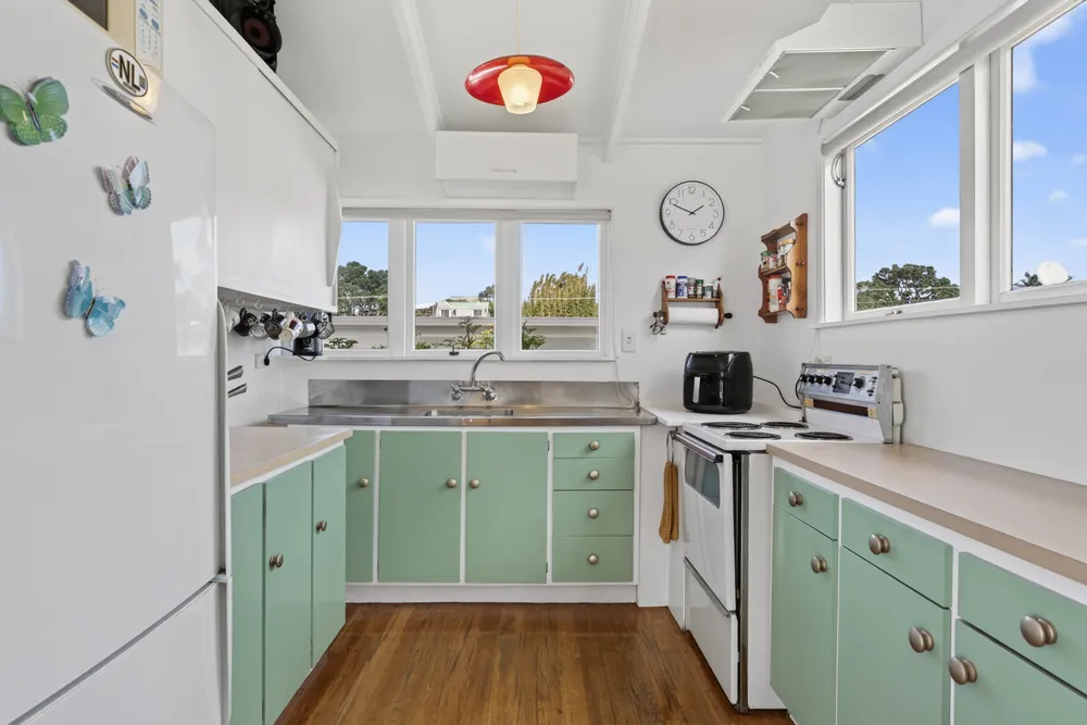 Photos of 6 Margaret Street
