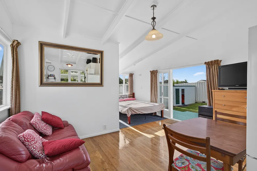 Photos of 6 Margaret Street