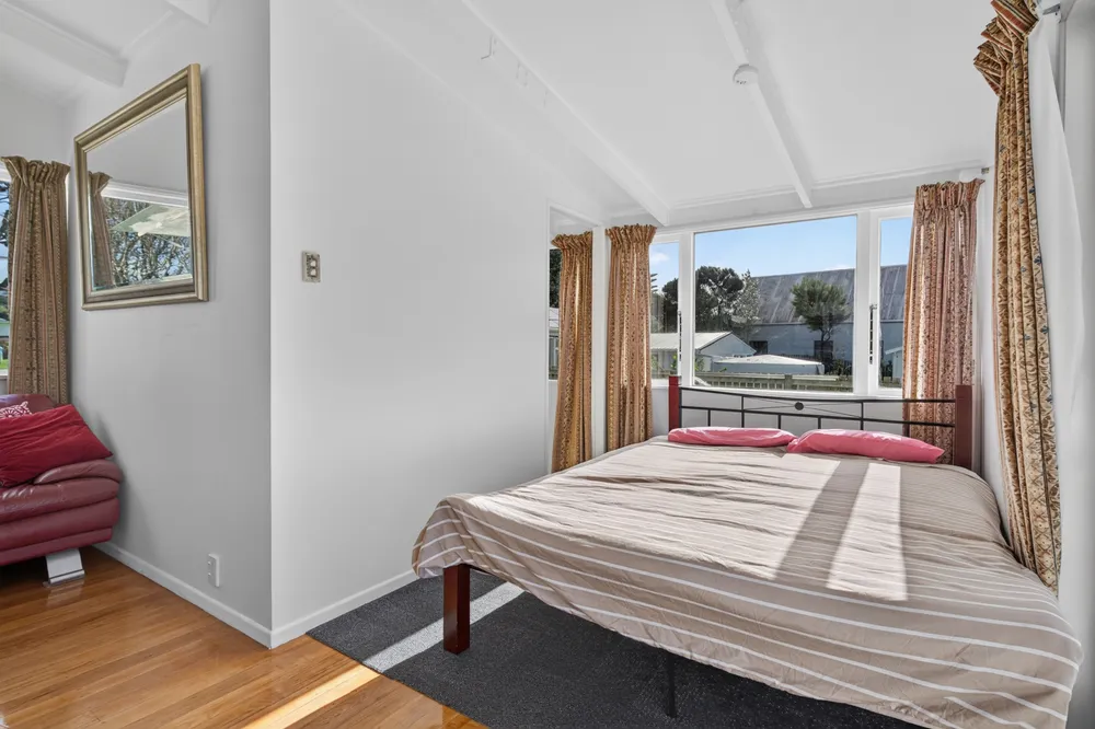 Photos of 6 Margaret Street