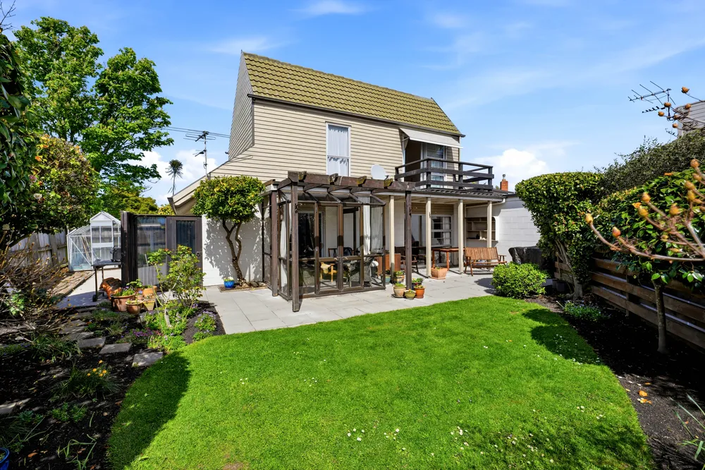 Photos of 15B St Winifreds Place