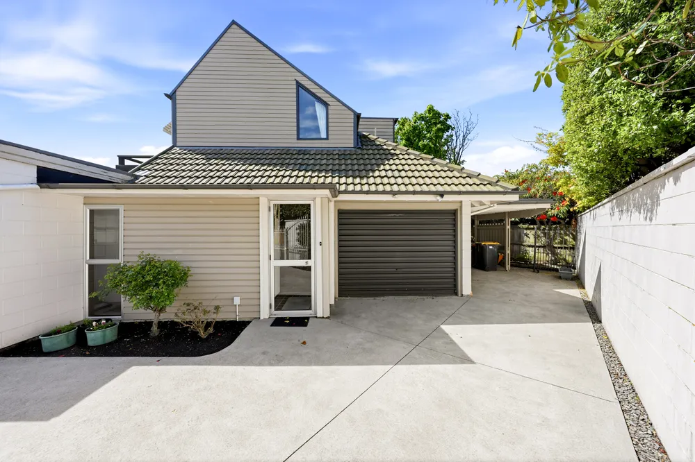 Photo of 15B St Winifreds Place, Bryndwr