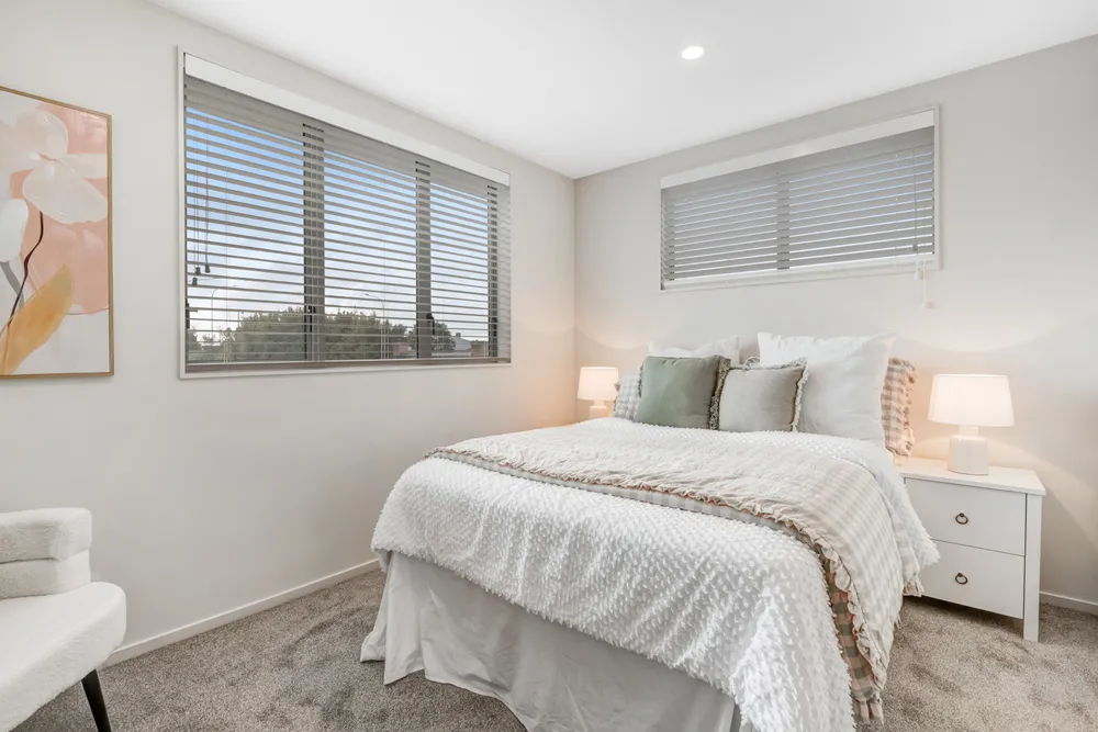 Photos of 383 Lake Road