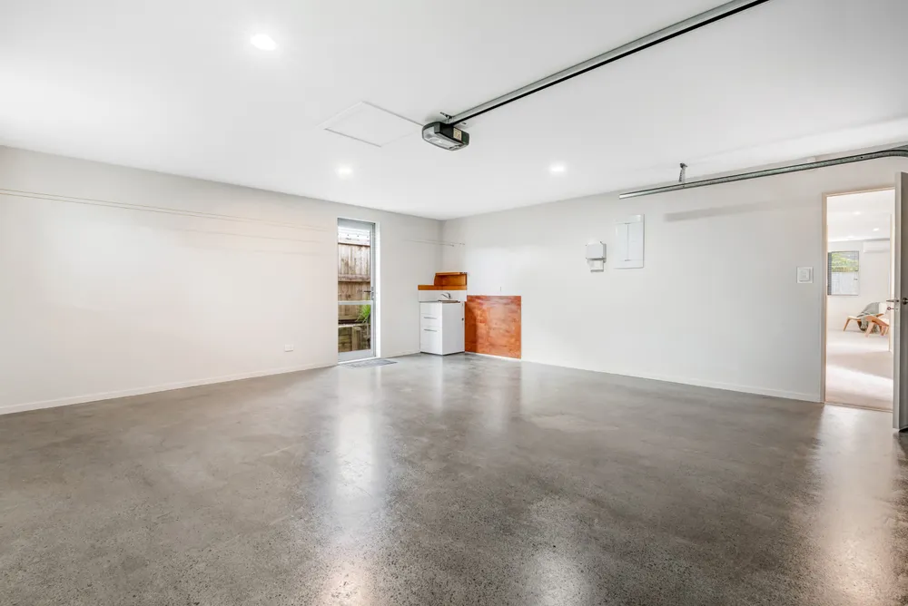 Photos of 383 Lake Road