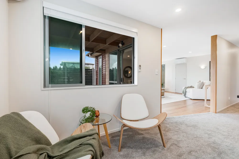 Photos of 383 Lake Road