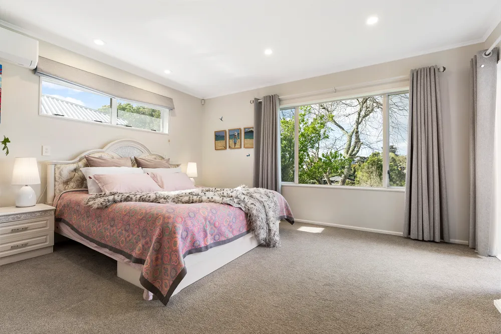 Photos of 22 Windfall Grove