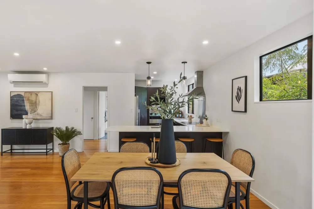 Photos of 21B Saxon Street