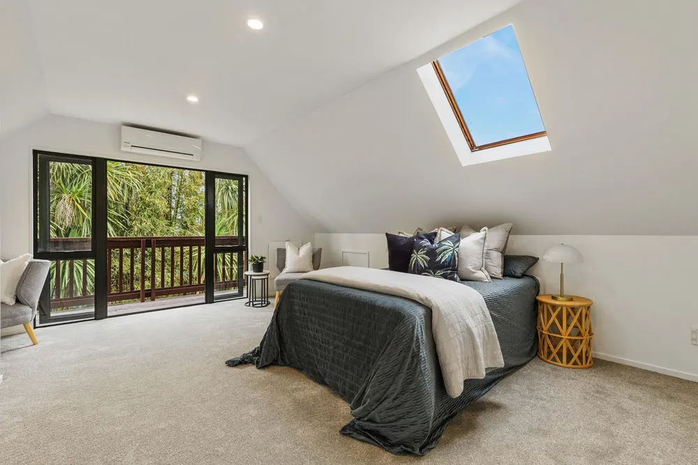 Photos of 21B Saxon Street