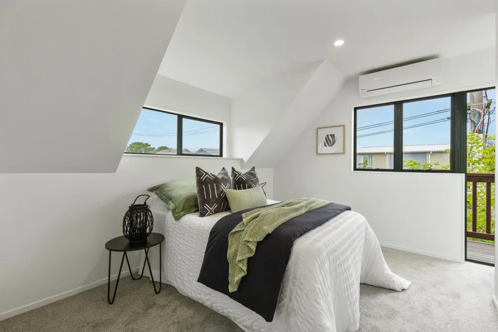 Photos of 21B Saxon Street