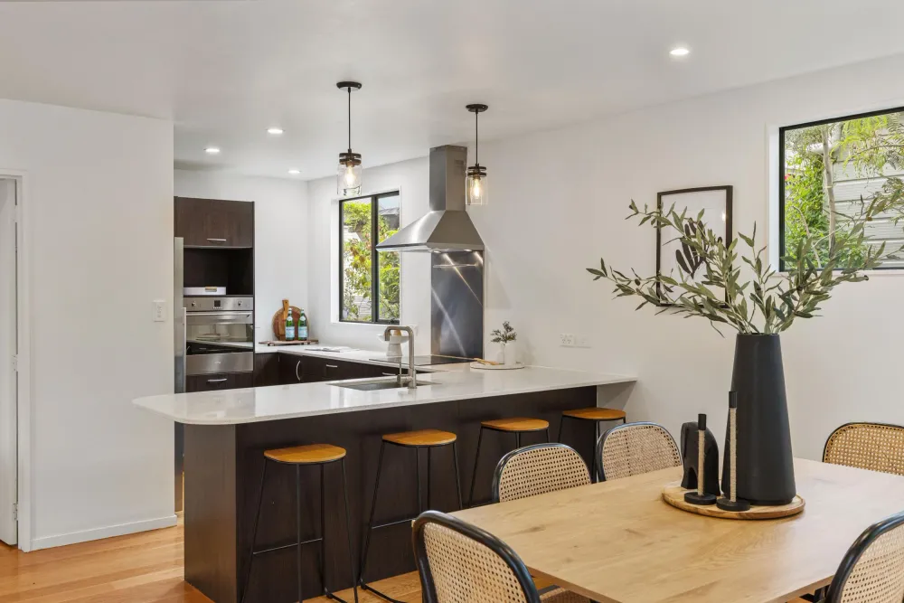 Photos of 21B Saxon Street