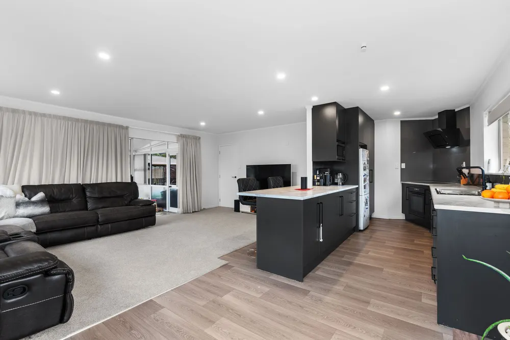 Photos of 30 Meldrum Street