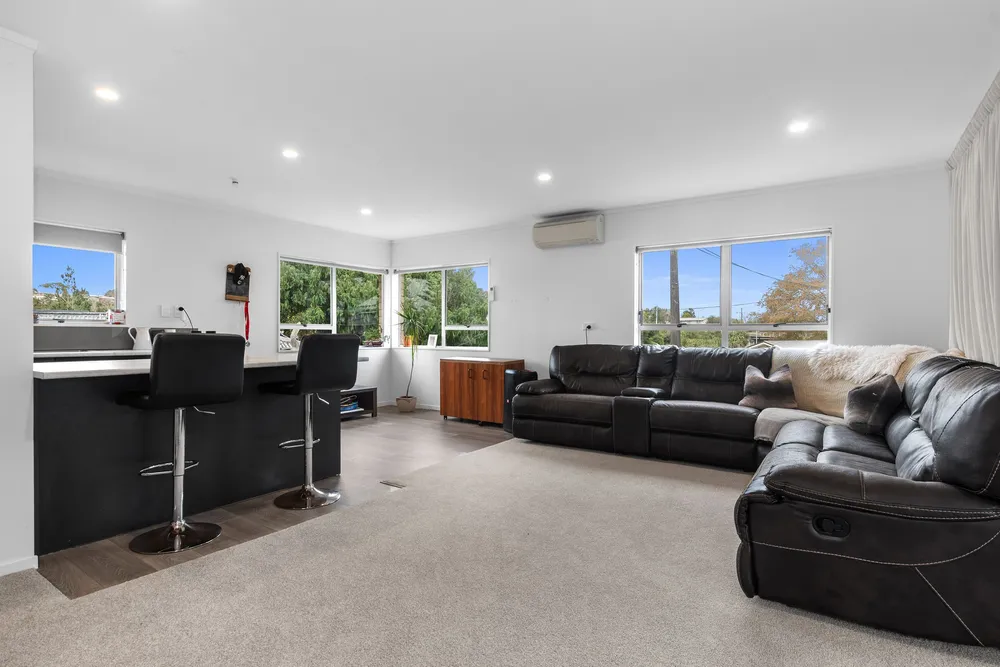 Photos of 30 Meldrum Street