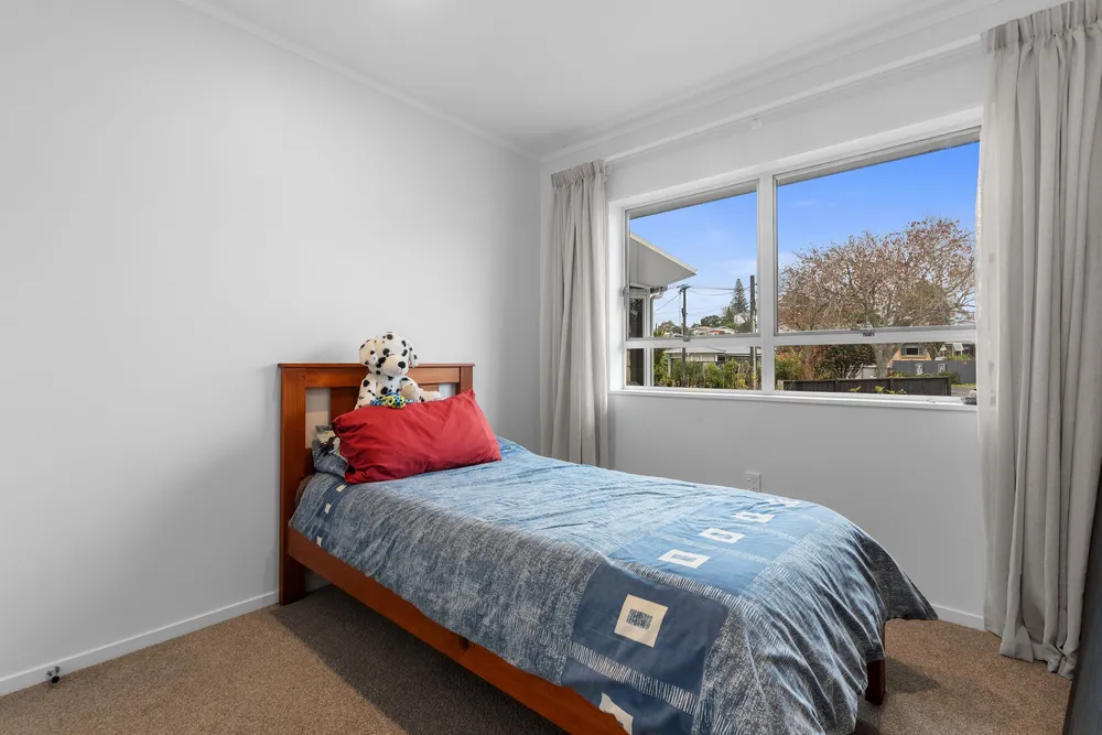 Photos of 30 Meldrum Street