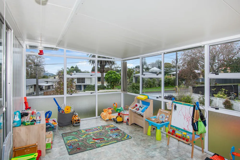 Photos of 30 Meldrum Street