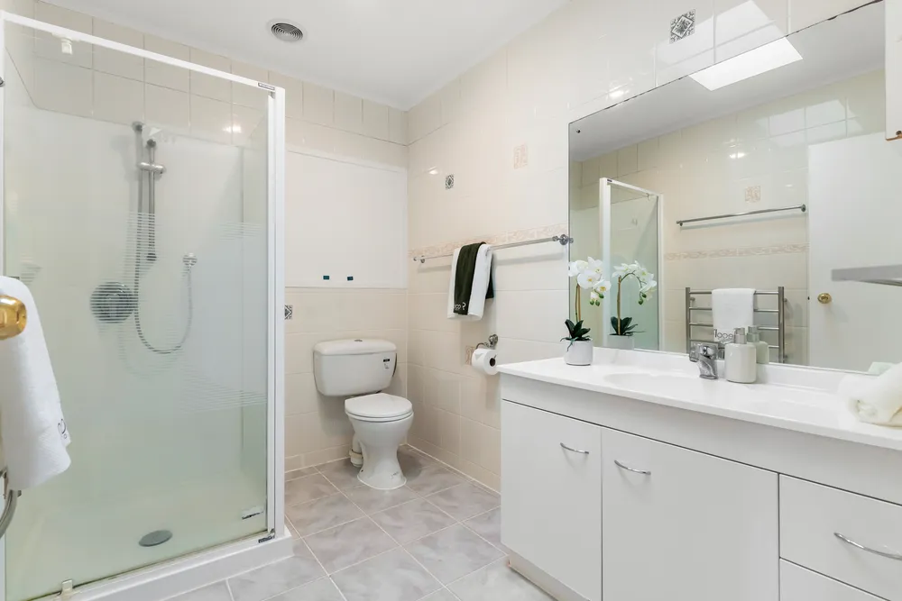 Photos of 9 Ervine Place