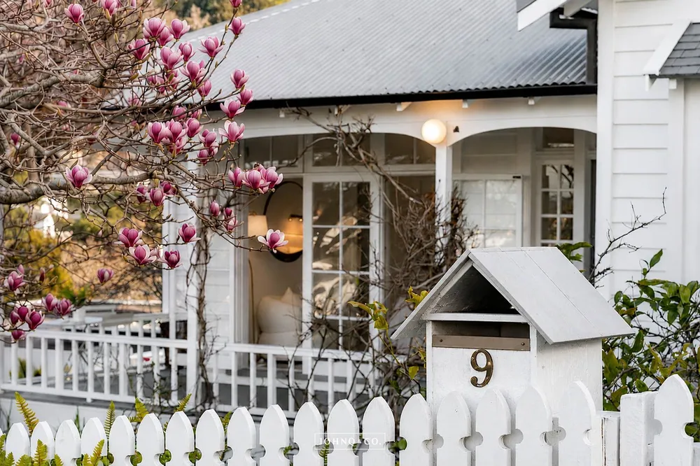 Photos of 9 Bell Road