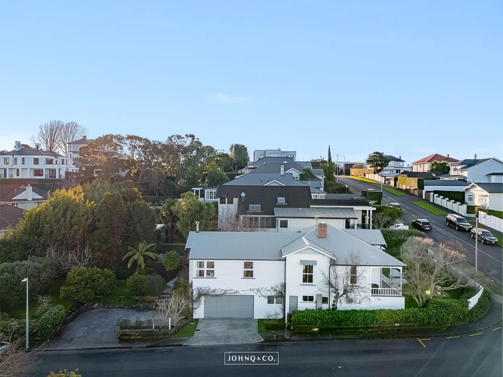 Photos of 9 Bell Road