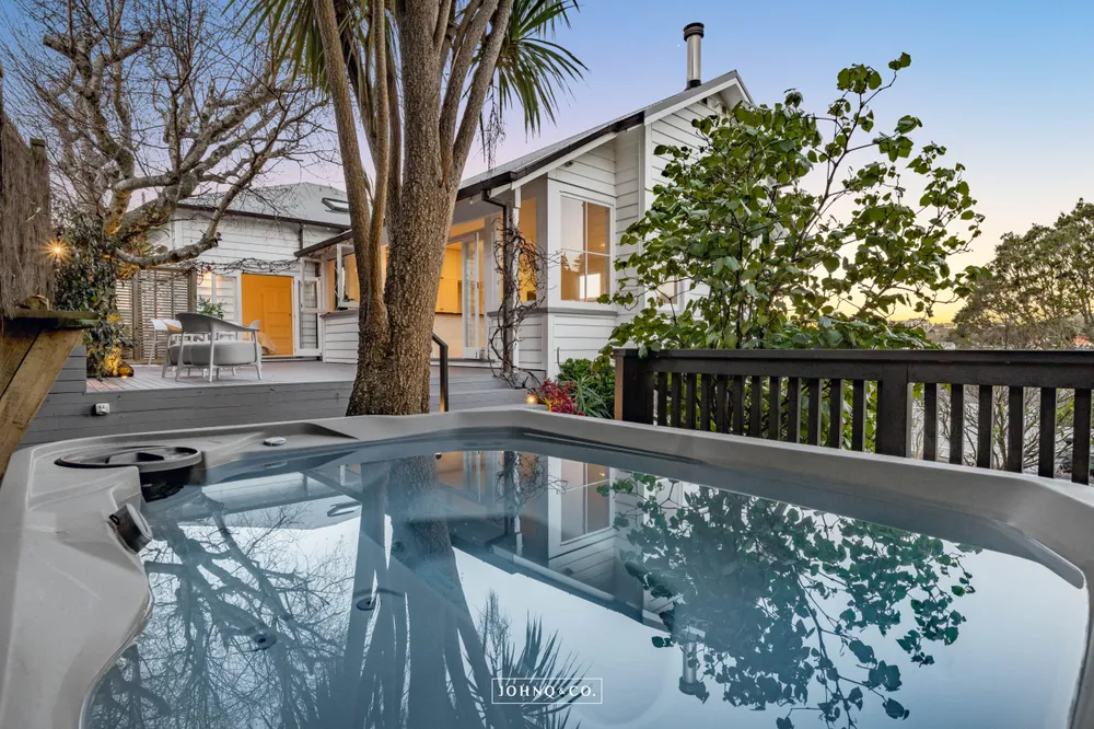 Photos of 9 Bell Road