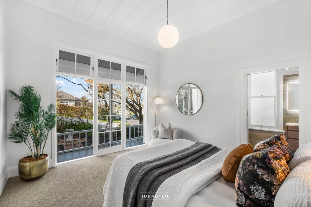 Photos of 9 Bell Road