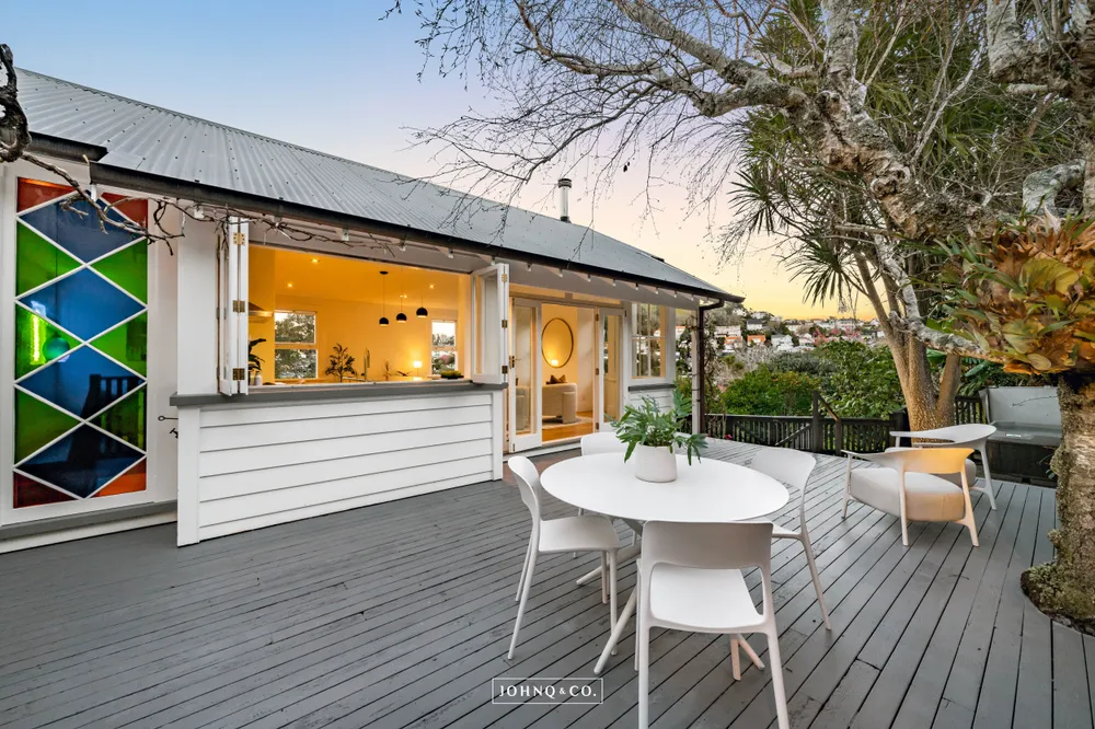 Photos of 9 Bell Road