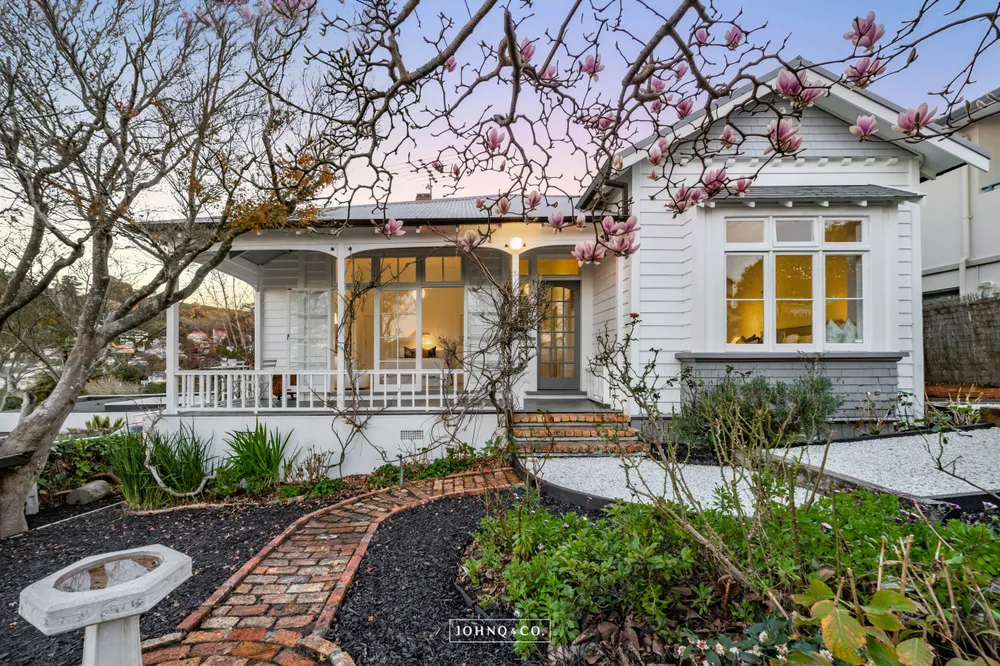 Photos of 9 Bell Road
