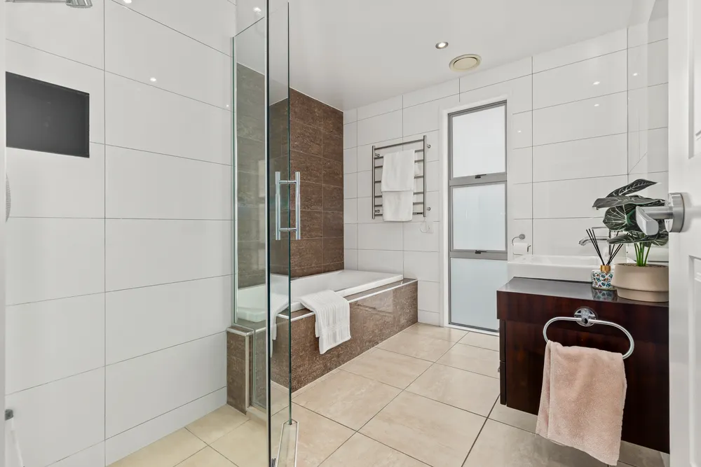 Photos of 1 Kaweka Close