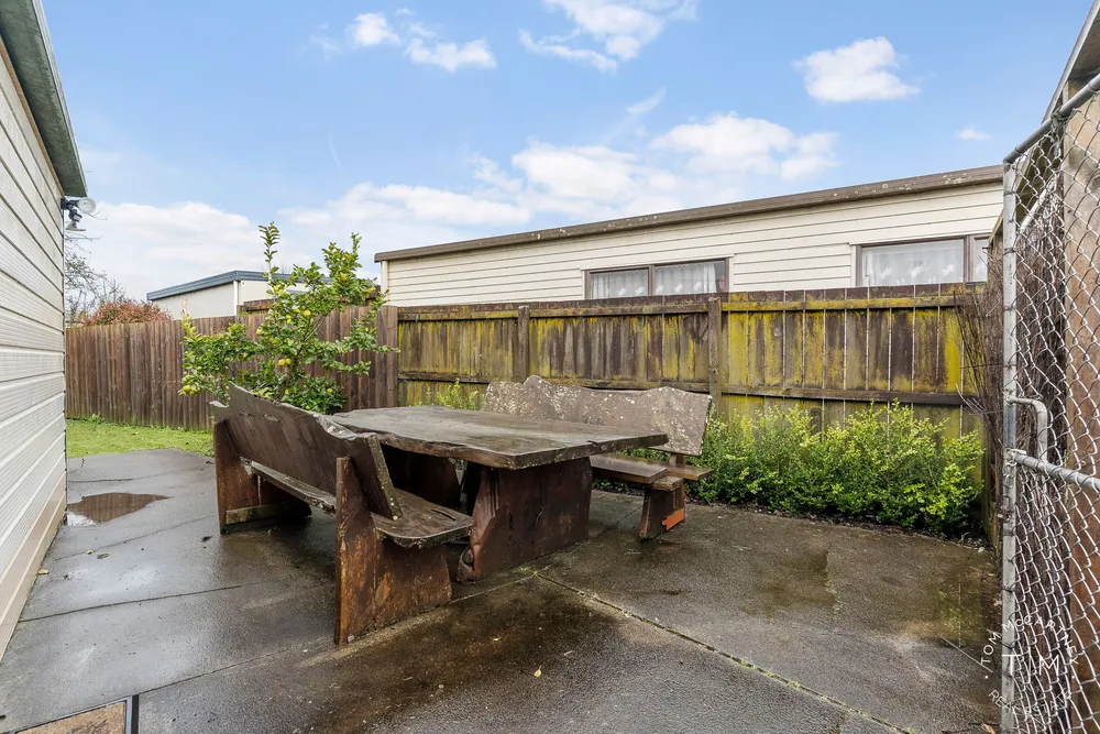 Photos of 34 Antrim Crescent