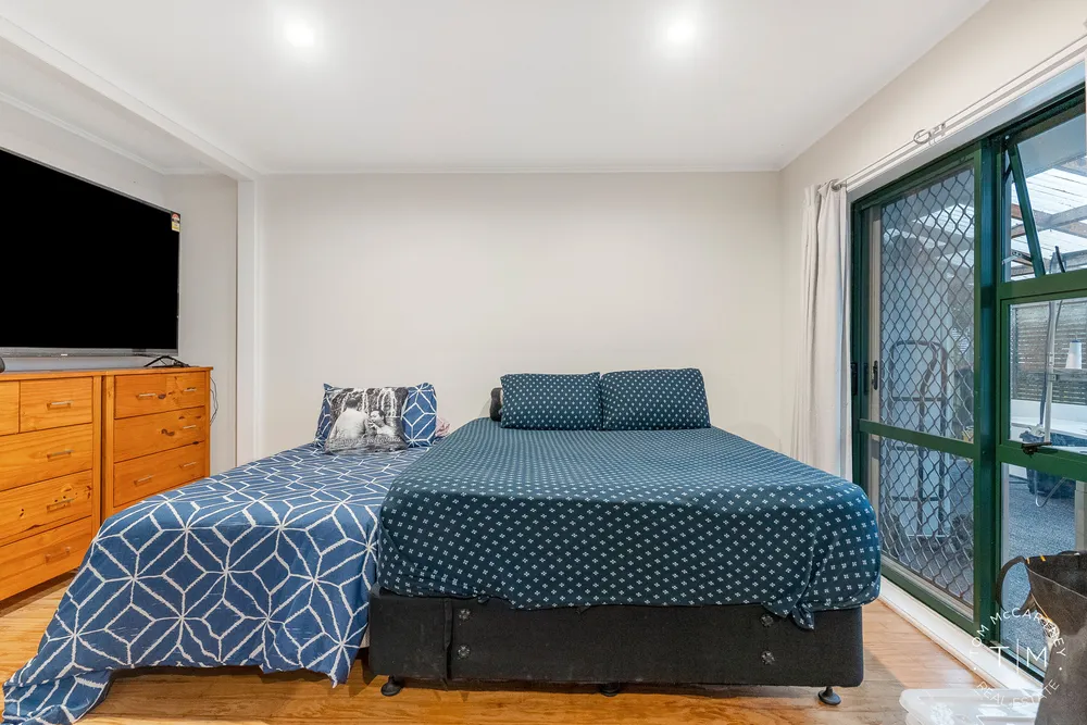 Photos of 34 Antrim Crescent