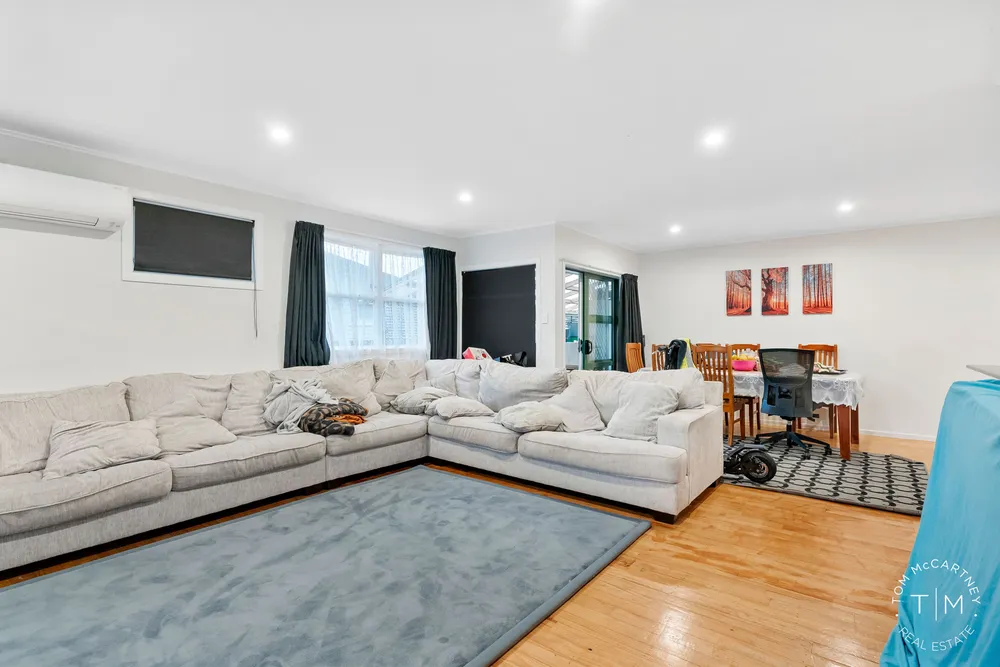 Photos of 34 Antrim Crescent
