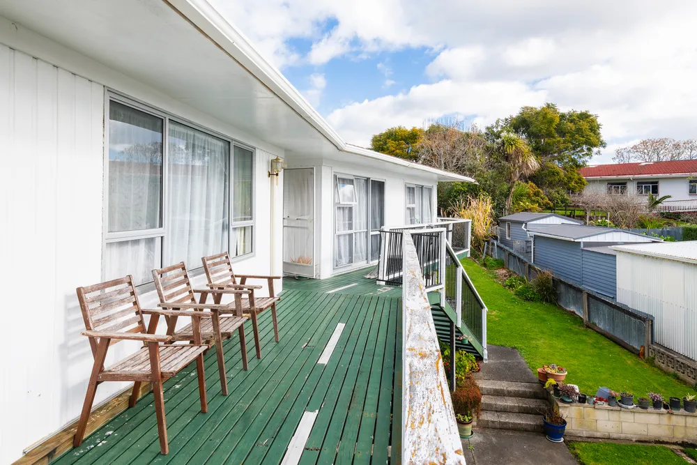 Photos of 24 Fergusson Drive