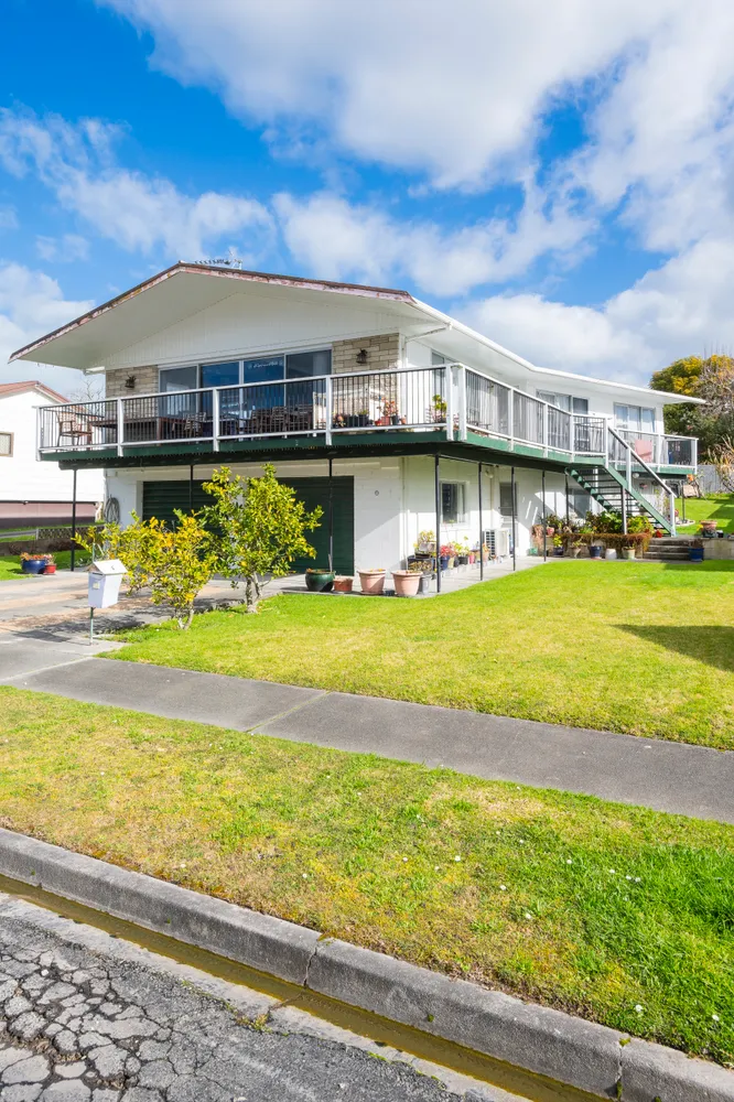 Photos of 24 Fergusson Drive