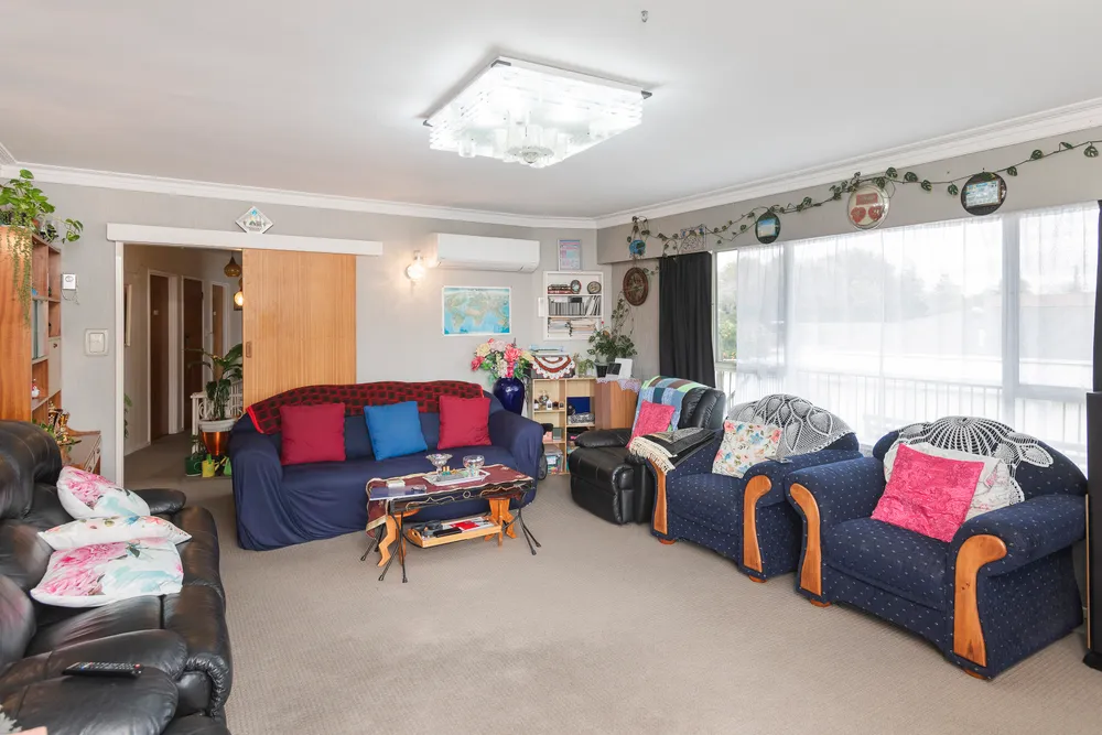 Photos of 24 Fergusson Drive