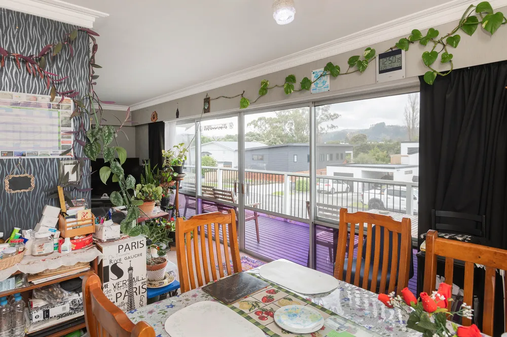Photos of 24 Fergusson Drive