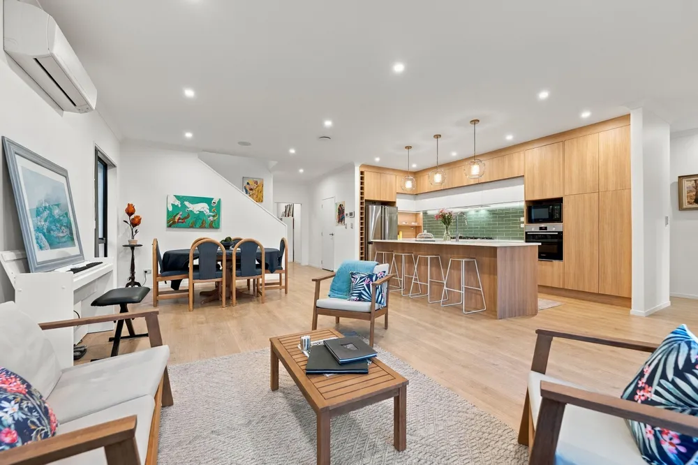 Photos of 71 Drumbuoy Drive