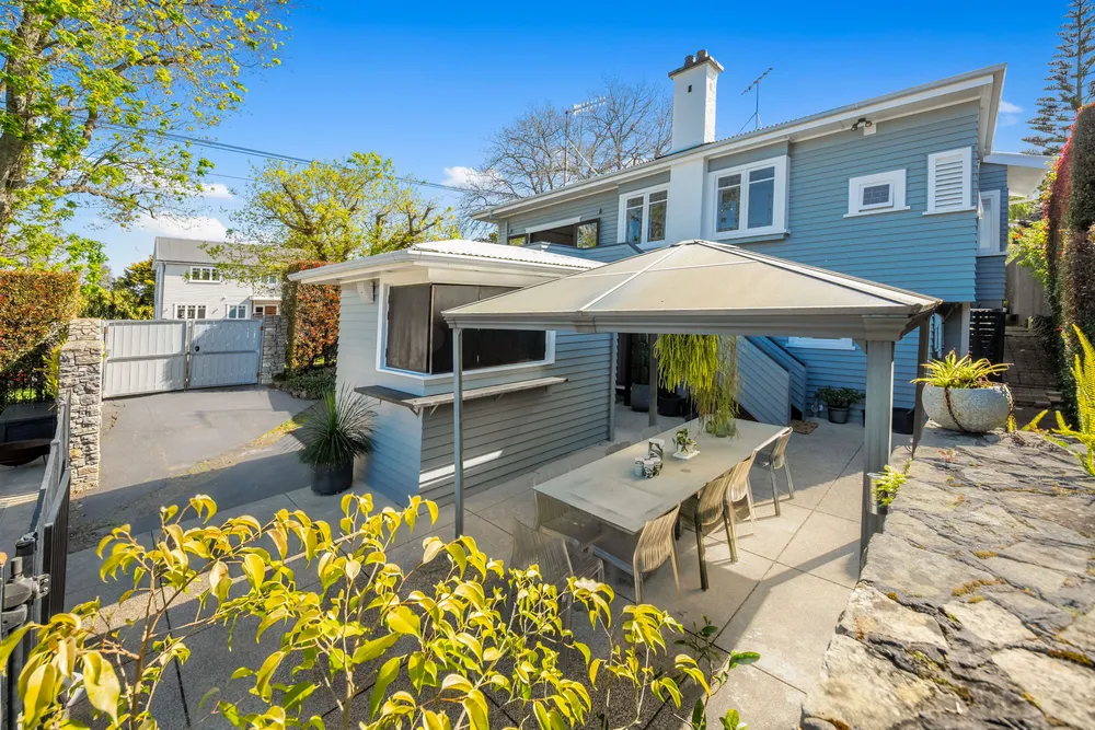 Photos of 153 Campbell Road