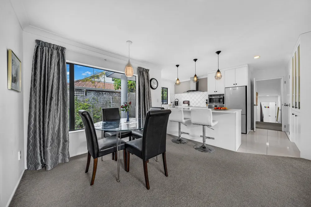 Photos of 1/7 Chale Place